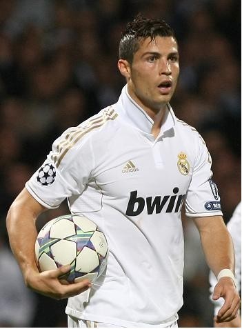 加纳乔中柱，切尔西0-0伯恩茅斯三轮不胜，连续13场英超进球终结（加纳乔中框，切尔西0-0闷平伯恩茅斯遭三轮不胜，英超13连场进球纪录终结）