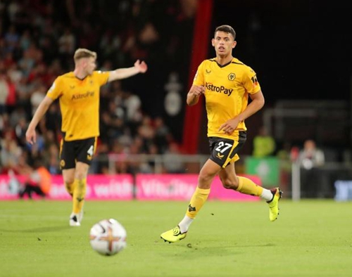 穆帅：对阵葡乙球队时球员态度不端正，中场休息我想换9个人（穆里尼奥怒批态度：战葡乙队球员不投入，半场想换9人）