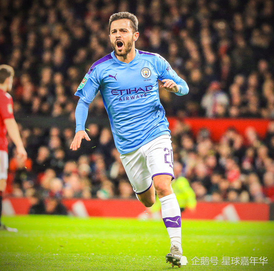 记者：巴洛特利与达曼协作的传闻不实，没有球队有意签下他（记者否认巴洛特利将与达曼联手的传闻，暂无球队愿意签下他）