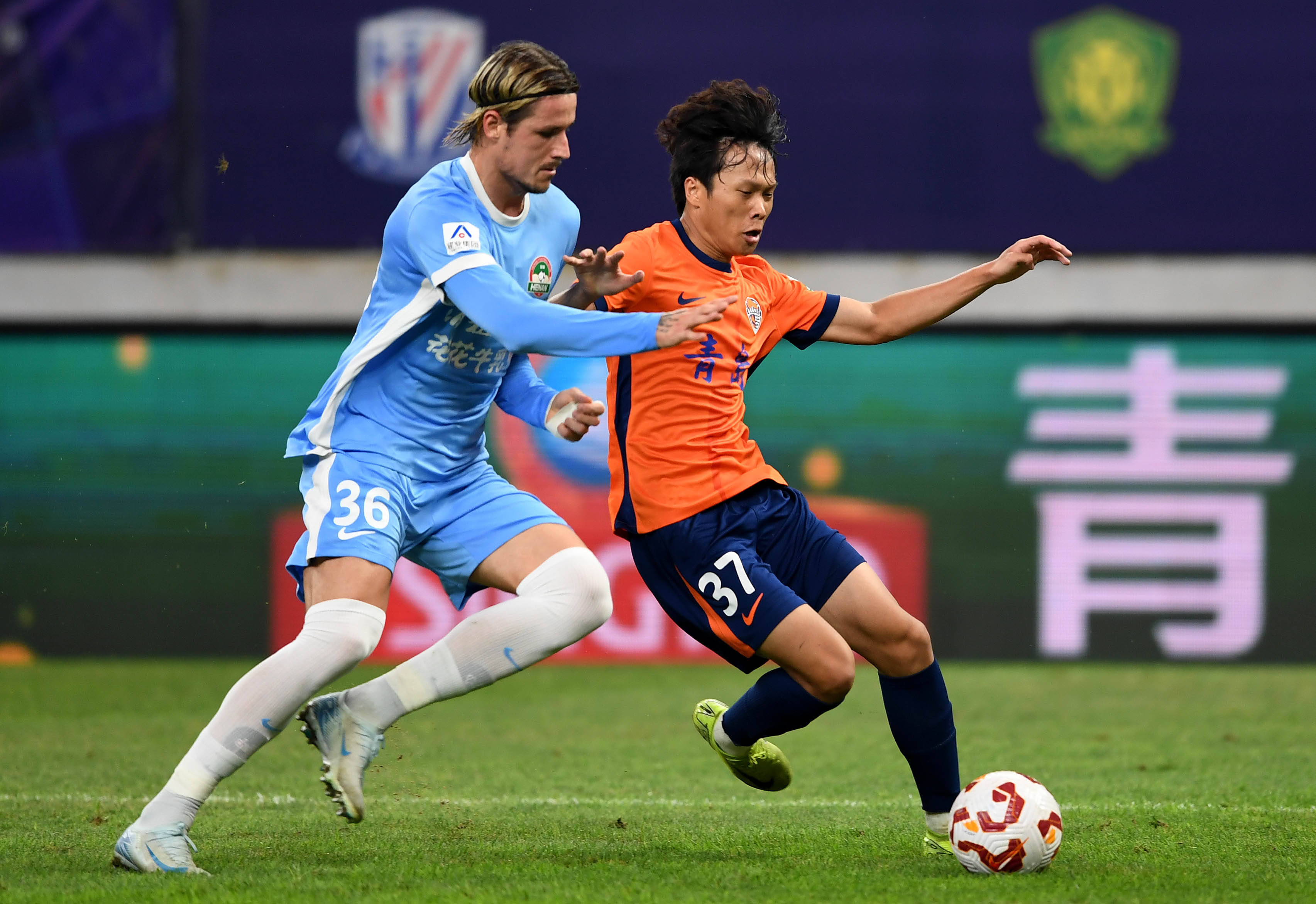 蓉城客战神户首发：韦世豪、周定洋在列，罗慕洛、费利佩登场