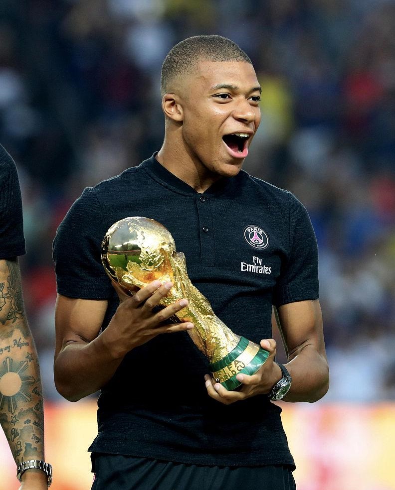 李贤重昨日对阵中国队的9记三分，打破了世预赛单场三分纪录