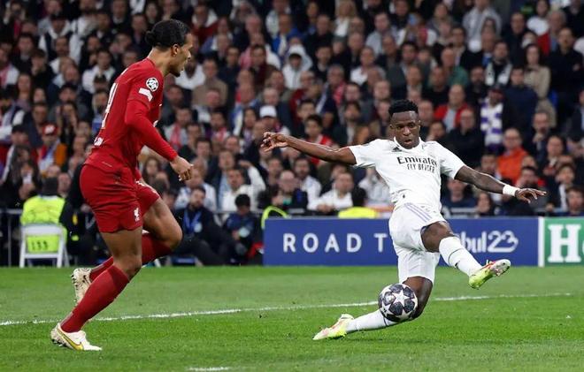 于根伟：目前并没有接触明天；下赛季的预算还跟这两年一样（于根伟称未与明天接触：下赛季预算与近两年持平）