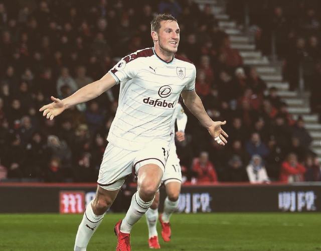 过往欧冠14次出现单赛季前6战全胜球队，最终仅2队夺冠（欧冠历史共14次有球队单季前6场全胜，但最终仅两队夺冠）