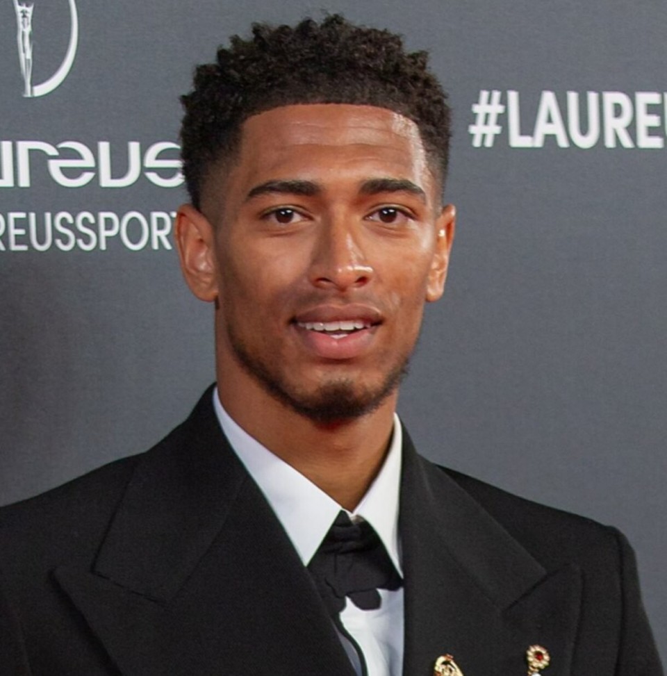 中场核心，赖斯当选阿森纳vs拜仁全场最佳球员（赖斯统治中场，荣膺阿森纳战拜仁全场最佳）