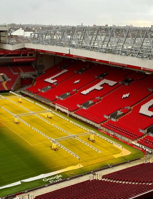 两粒禁区外欧冠进球被拿来与皮耶罗比较，福登：我很荣幸（欧冠两脚禁区外破门被比肩皮耶罗，福登：深感荣幸）