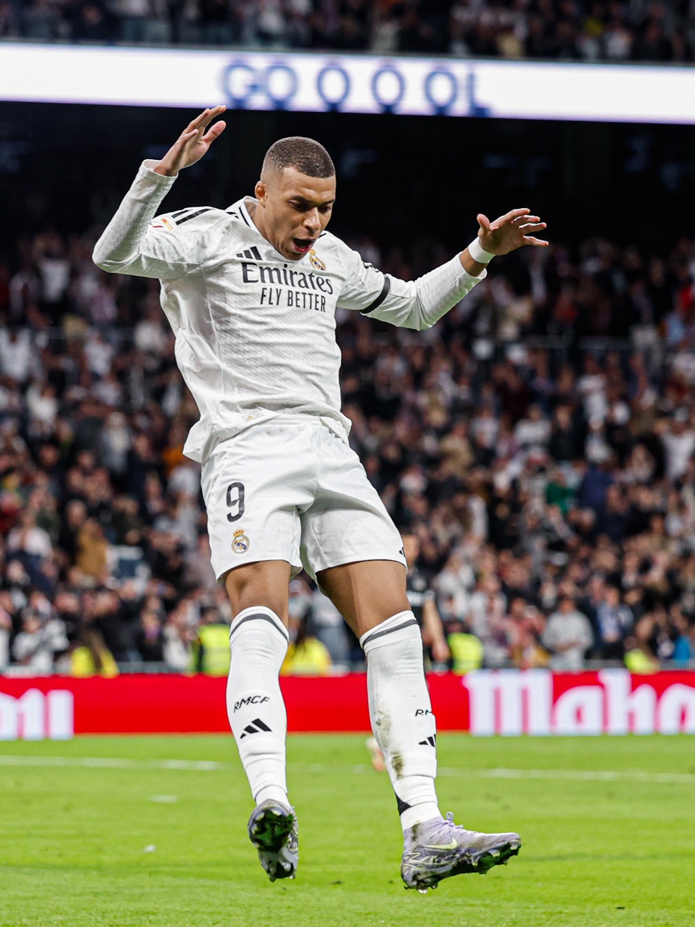 每体：巴萨高层将于二月至五月决定是否买断拉什福德（每体：巴萨高层计划在2至5月间做出是否买断拉什福德的最终决定）