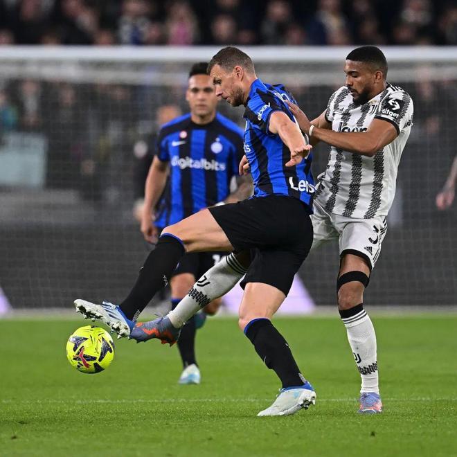 球探：班巴合同明夏到期，尤文、米兰、国米和罗马有意免签他